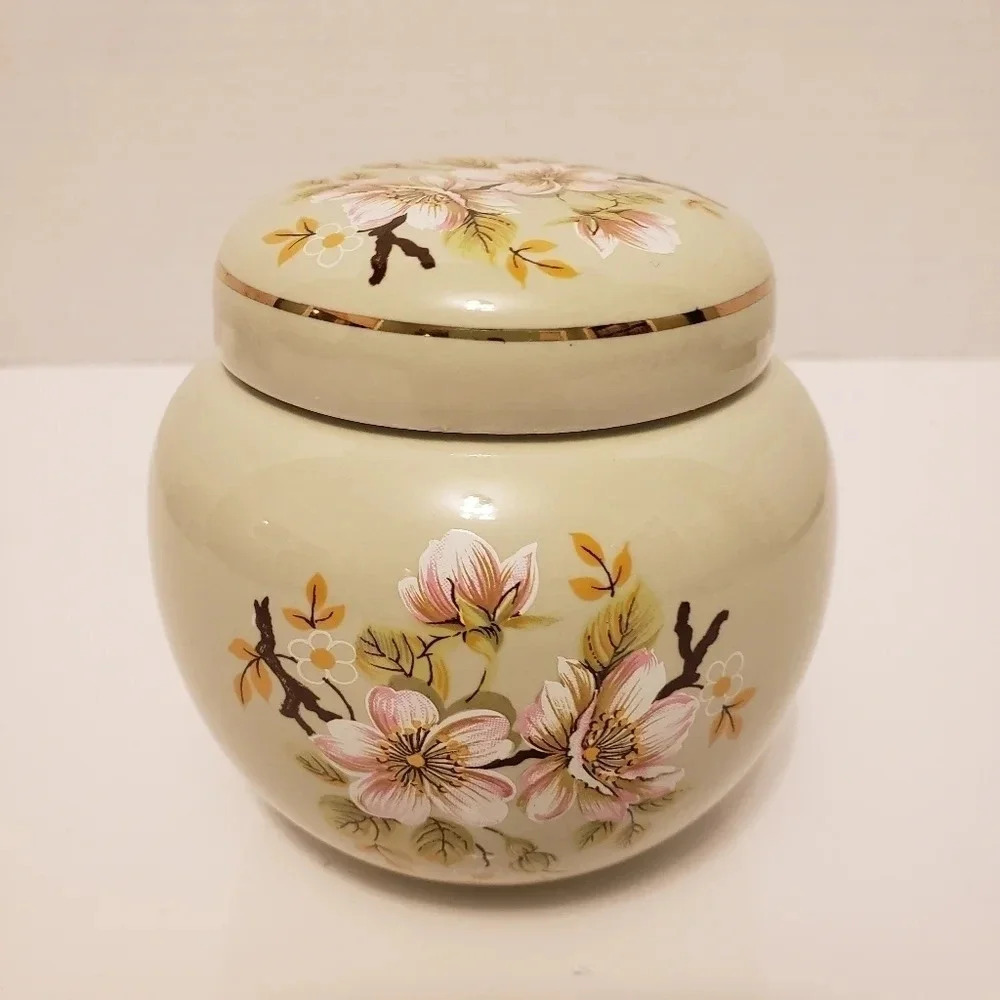 Vintage Sadler England Apple Blossom  Ginger Jar.